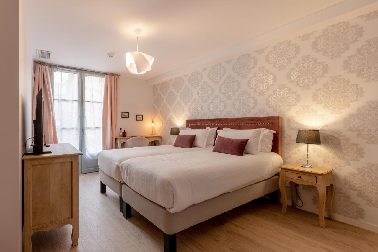 סן-סיפרייה Hotel-Restaurant Des Augustins מראה חיצוני תמונה